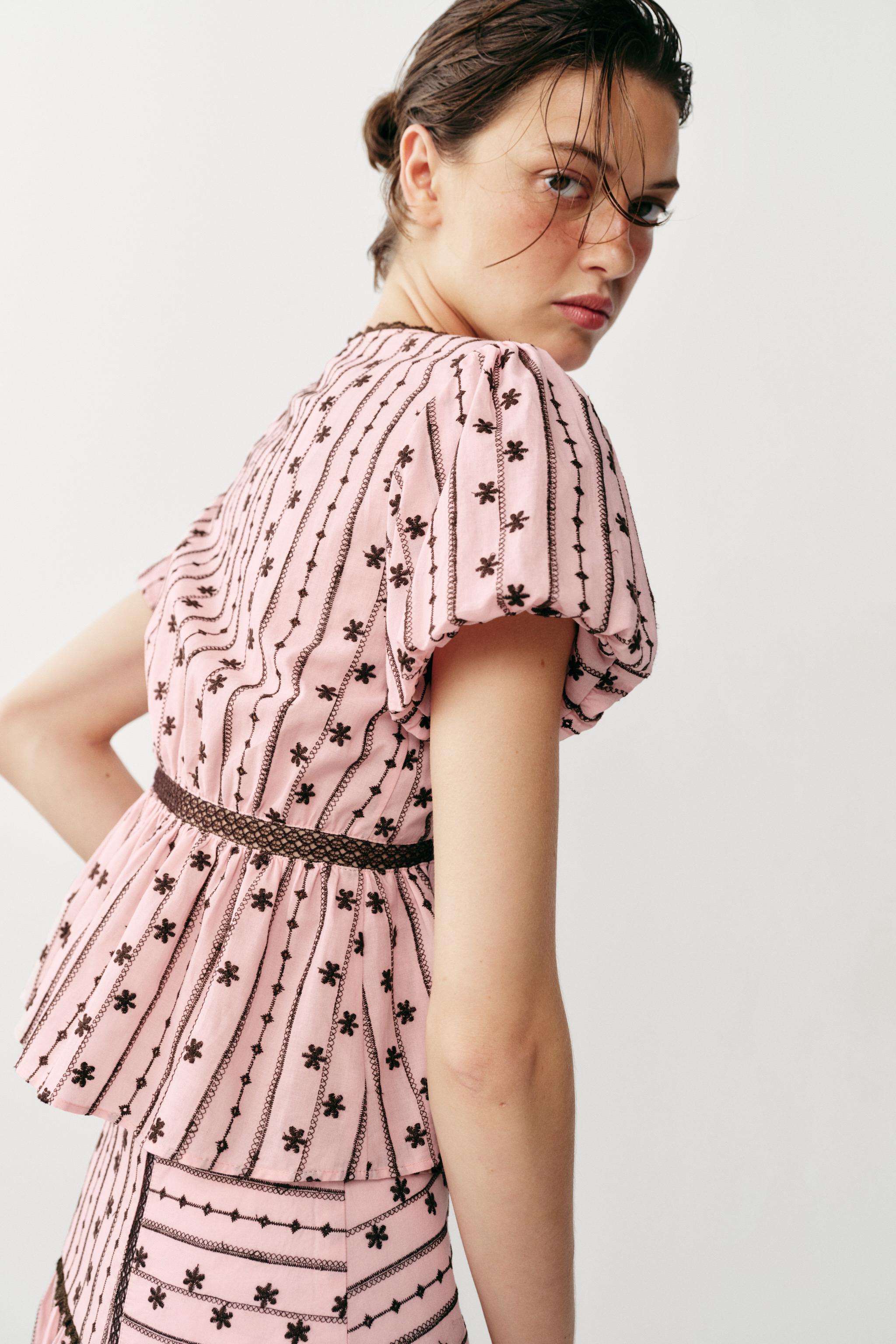 EMBROIDERED TIE TOP